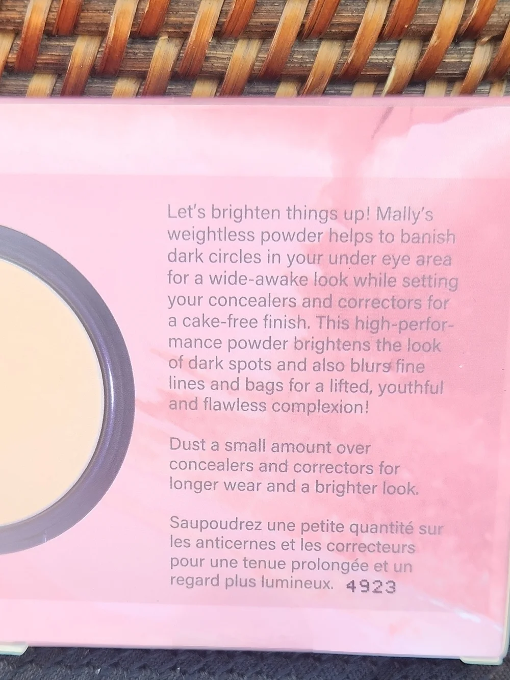 Mally Beauty Dark Circle Corrector Brightening Powder - Lighter